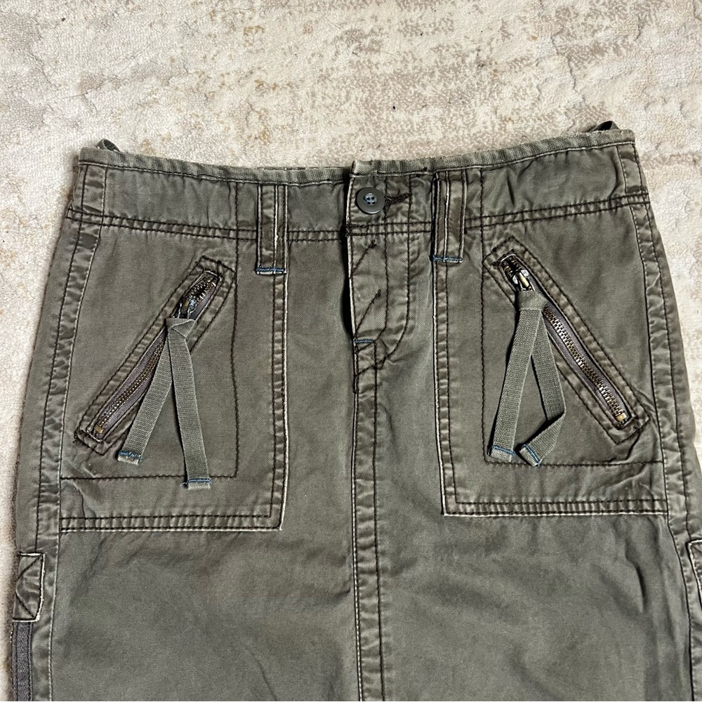 🫒 Y2K| 90s-20s American Eagle Outfitters‎ Utility Cargo Skirt 🫒 - Picture 3 of 8